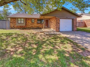 1636 NE 6th Ter, Moore, OK 73160