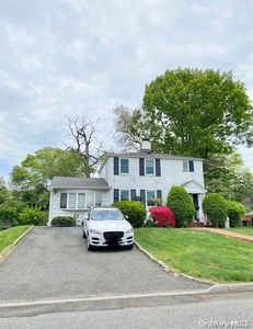 19 Hickory Lane, Roslyn Heights, NY, 11577