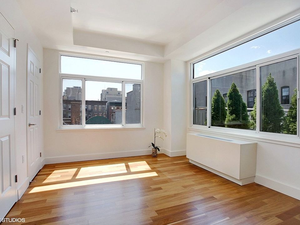 1st image of 106 W 116th St #6C