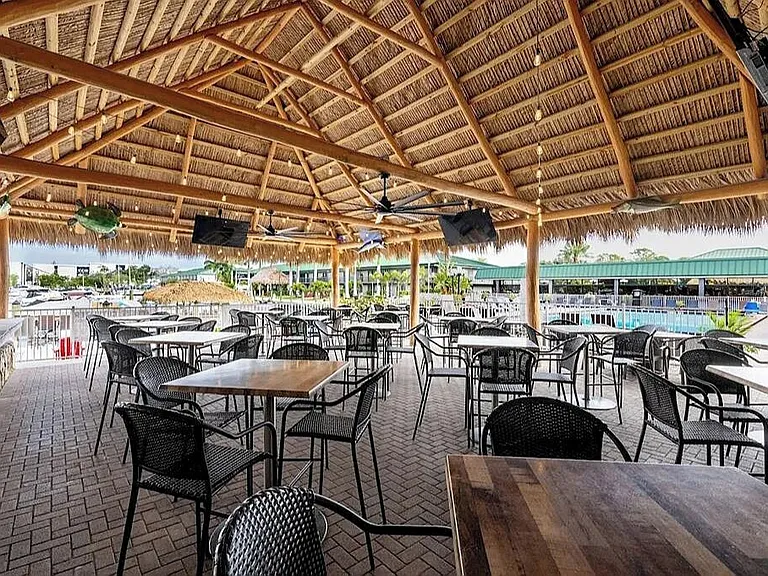 Tiki Bar Seating