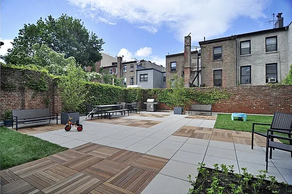 Sold by Corcoran | media 8