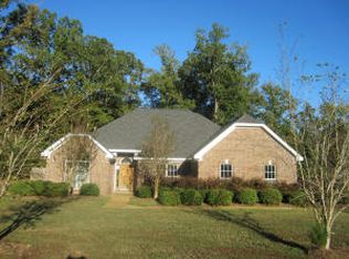 503 1st St, Carrollton, MS 38917