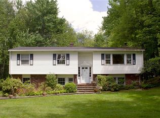 736 Hardscrabble Rd, Chappaqua, NY 10514