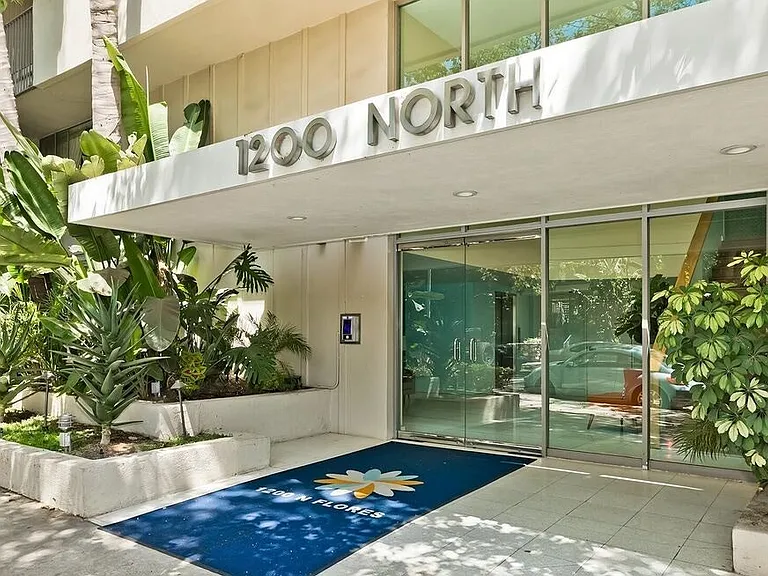 1200 N Flores St #29 — Photo 3