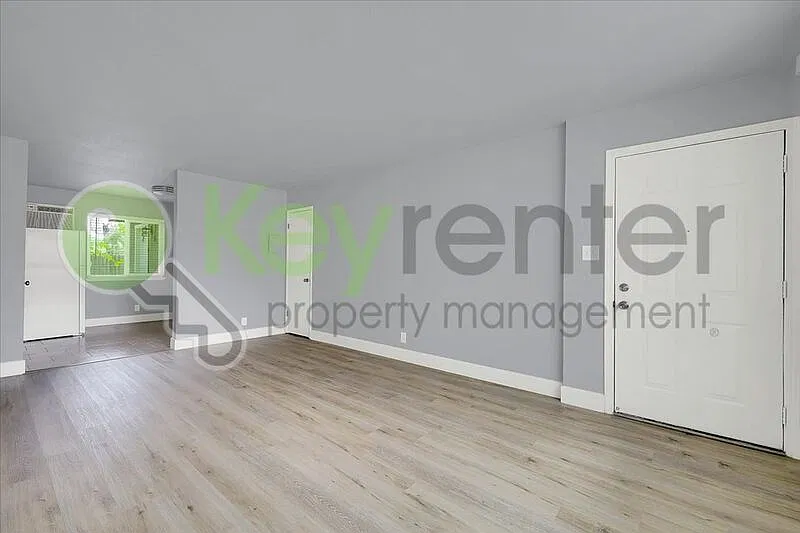 2 bed, 1.0 bath, 750 sqft, $1,400 — Photo 3