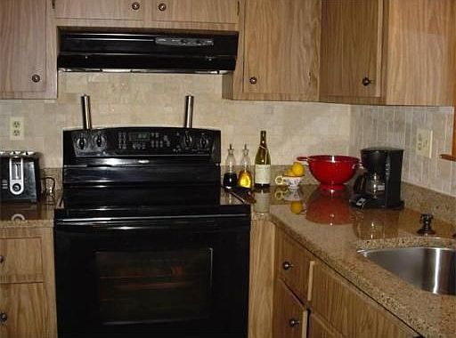 4th image of 240 Ewing Dr