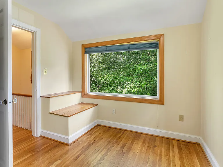 244 N Columbus St — Photo 21
