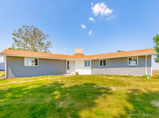 3279 E 29th Rd, Seneca, IL 61360