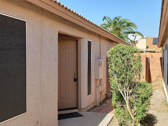 4th image of 4526 E Glenhaven Dr