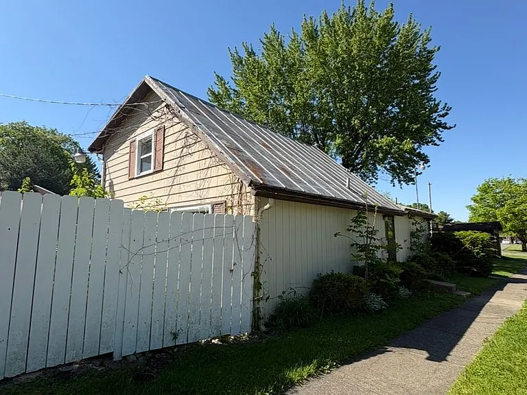 137B S Williams St — Photo 1