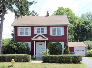 105 Harkness Ave, Springfield, MA 01118