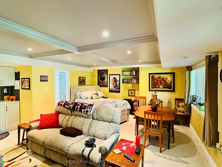 21 Oakside Dr — Photo 2