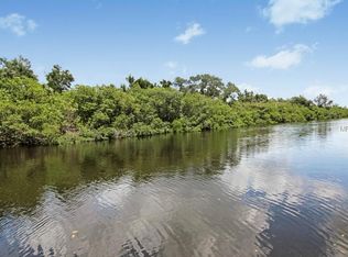 1105 45th Ave NE, Saint Petersburg, FL 33703