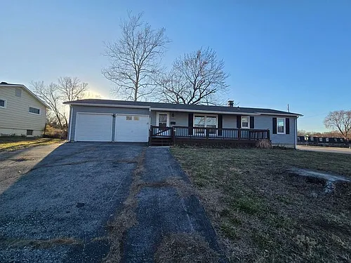 13100 Sycamore Ave Photo 1