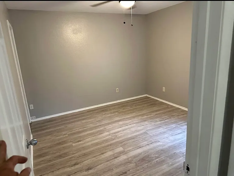 11318 Woodway Creek Dr — Photo 10