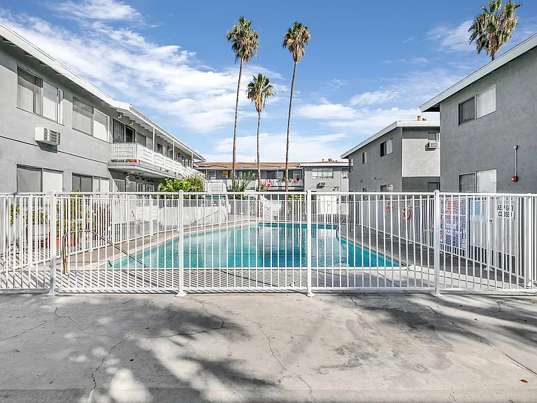 7100 Fulton Ave — Photo 18