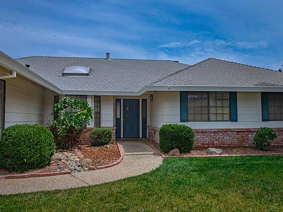 2nd image of 270 Woodside Ct