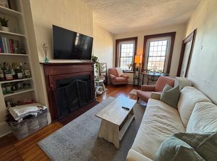 99 Myrtle St APT 8, Boston, MA 02114