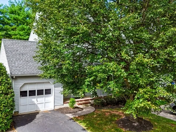 48 Kingswood Rd, Branchburg Twp., NJ 08876