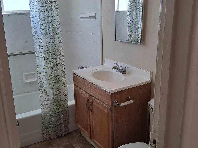 2613 Flower St #C — Photo 3