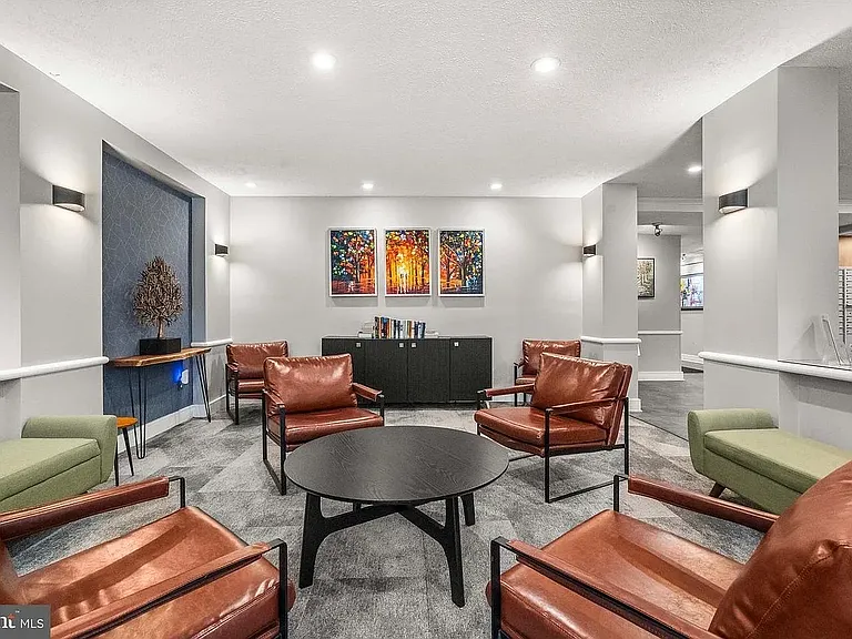 1420 N St NW #1007 — Photo 17