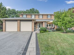 1409 Holly Ct, Oakville, ON L6H 3J4