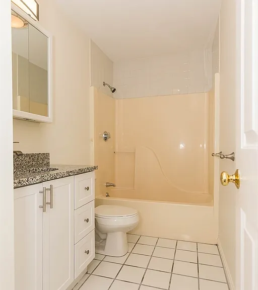 292 Chestnut St #2 — Photo 10