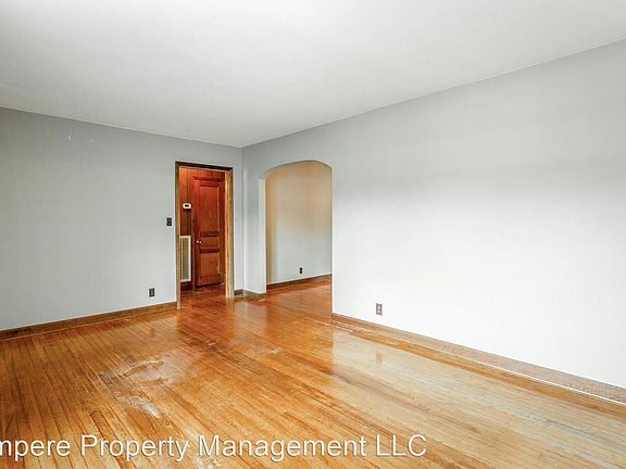 4th image of 1310 Marlboro Ave