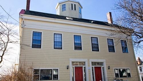 2nd image of 67 Atherton St