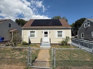 62 McKinley Ave, Stratford, CT 06615