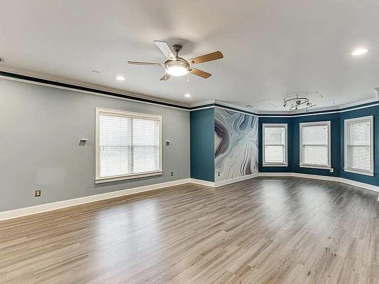 940 Chateau Forest Rd — Photo 67