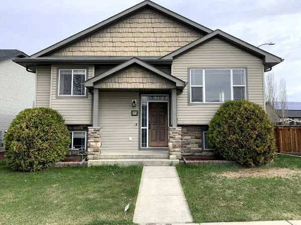 95 S Inglewood Dr, Red Deer, AB T4R 0B2