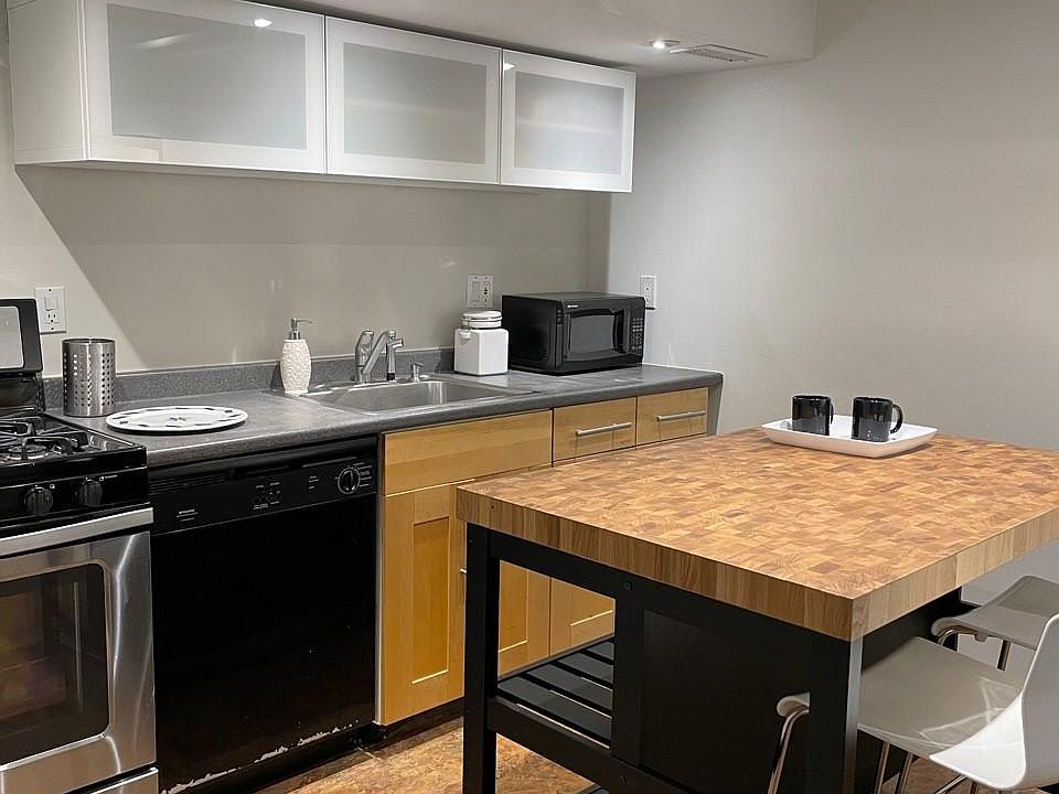 Kitchen with Island