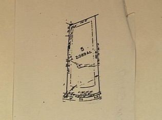 5 Bristle Ln, Sandy Hook, CT 06482