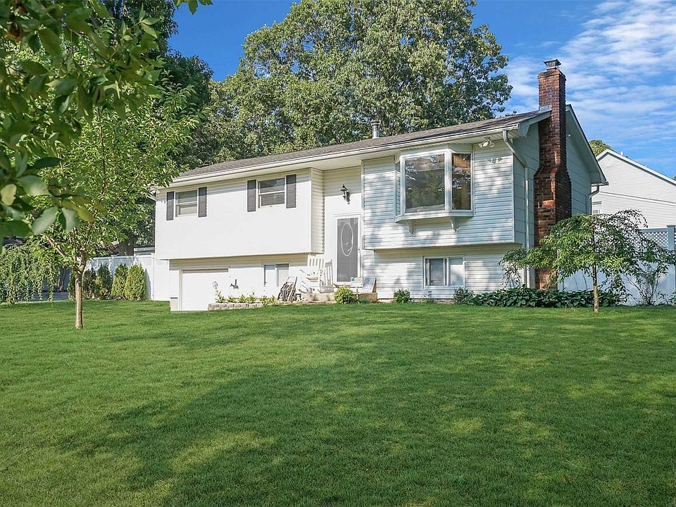 29 Cedar Grove Ave, Lake Grove, NY 11755 Zillow