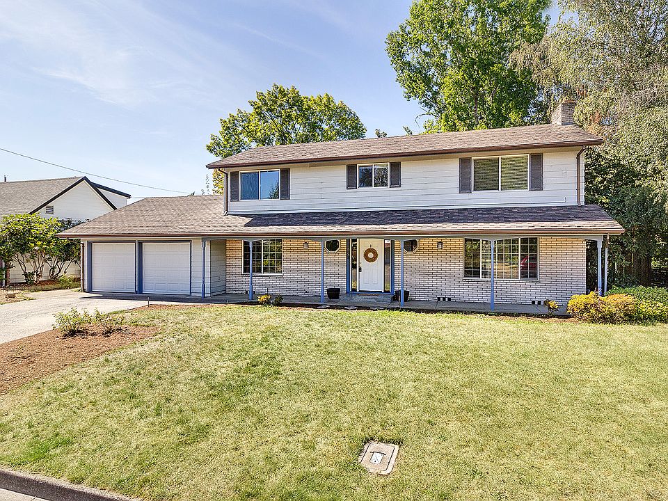 1st image of 543 NE 18th Ave