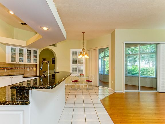 Easy Access to Florida Room