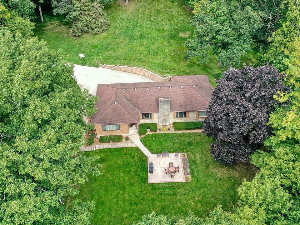 1st image of 4640 Lake Club CIRCLE