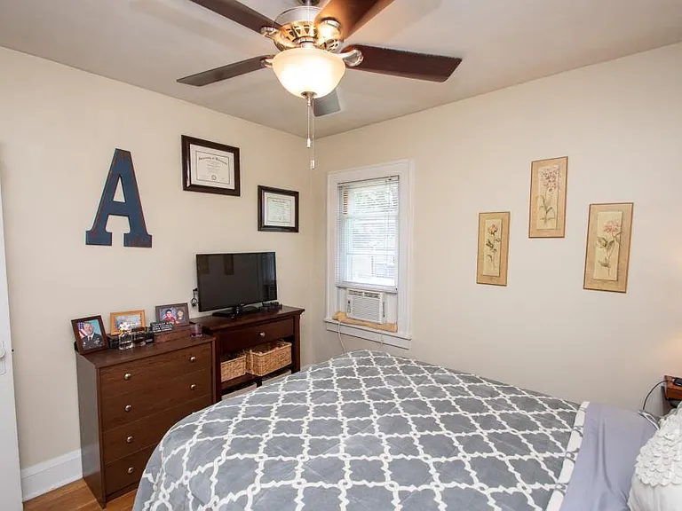 4516 Cedar Ave S — Photo 16