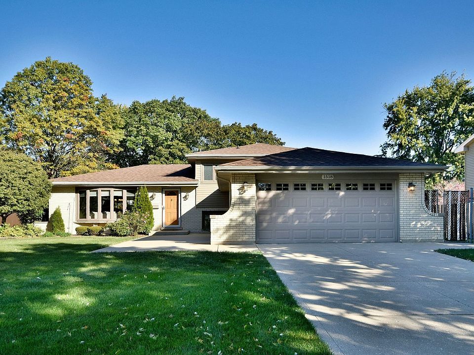 1st image of 1518 Claremont Dr