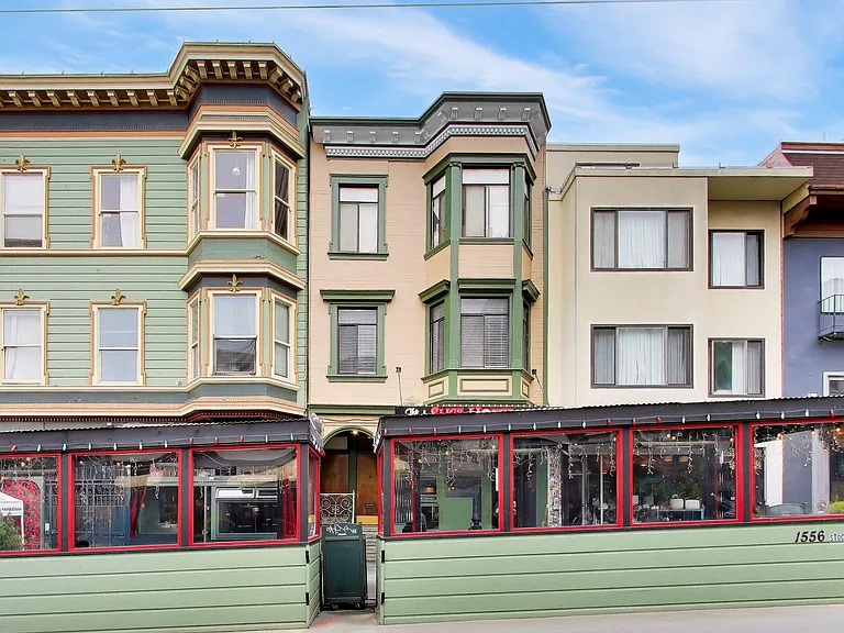 1558 Stockton St — Photo 1