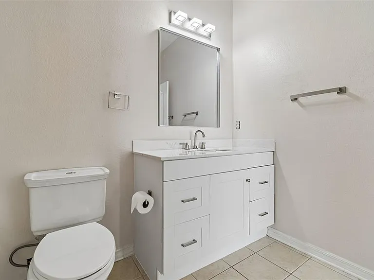 3566 High Hampton Cir — Photo 32