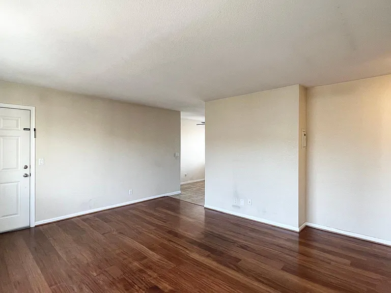 6750 Beadnell Way #40 — Photo 2
