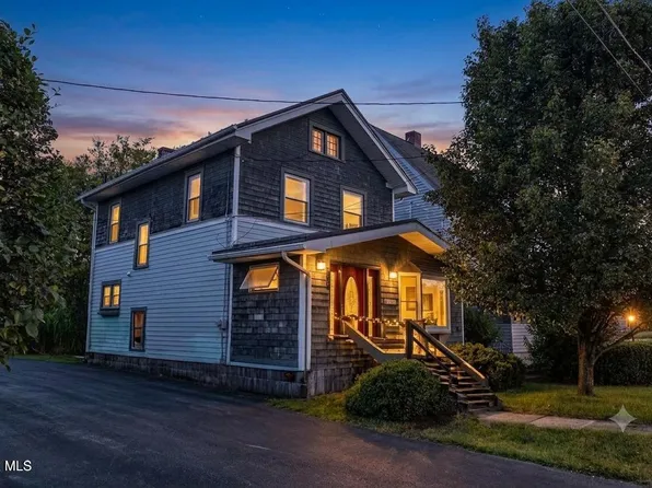 516 Logan Blvd, Altoona, PA 16602