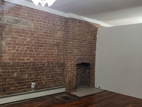 5th image of 148 Quincy St #1