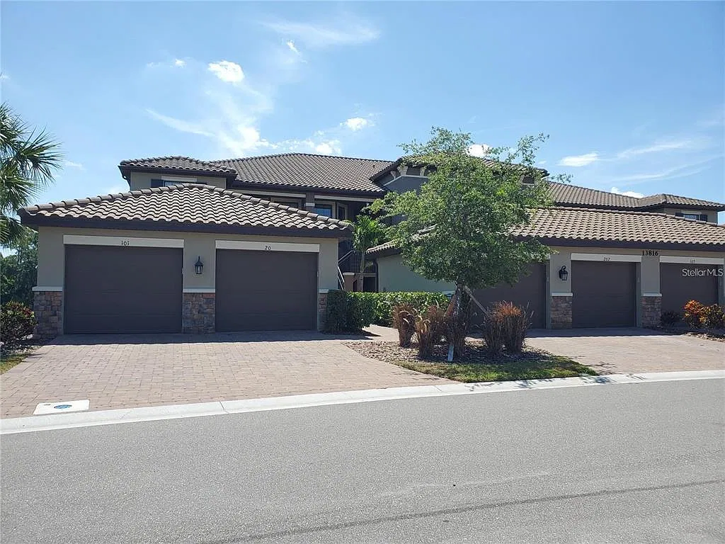 2 bed, 2.0 bath, 1528 sqft, $2,500 — Photo 3