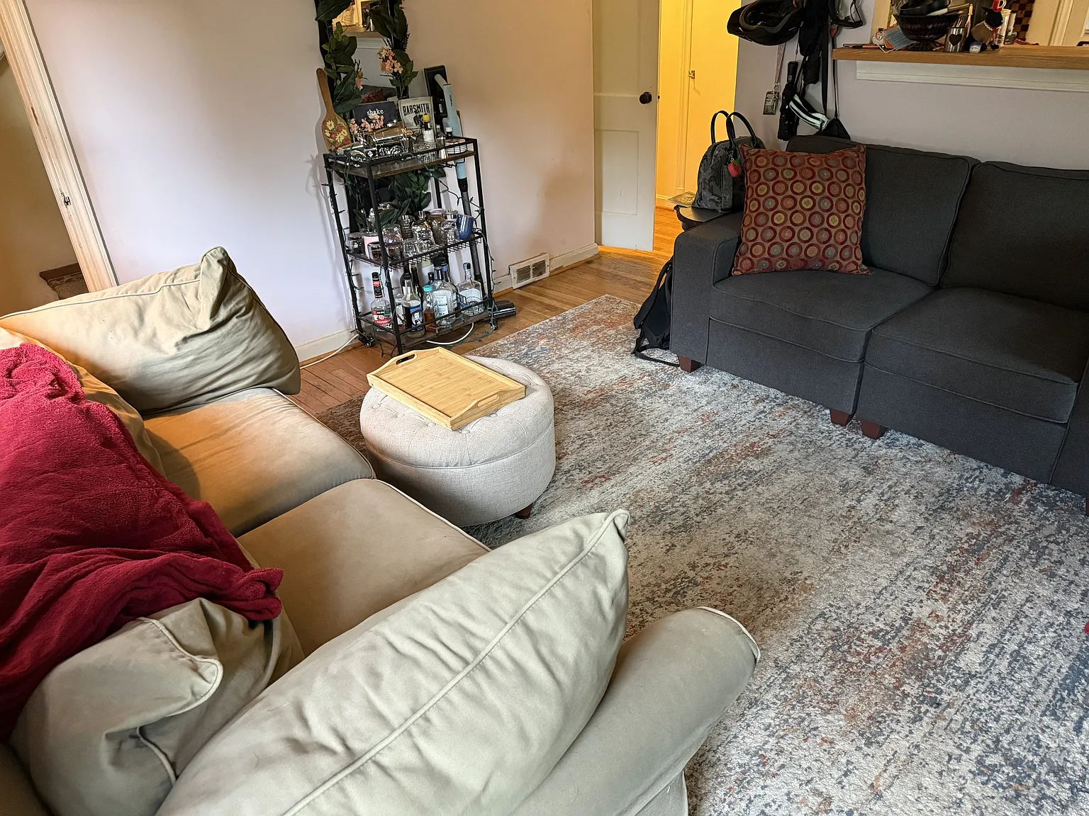 3 bed, 1063 sqft, $2,200 — Photo 4