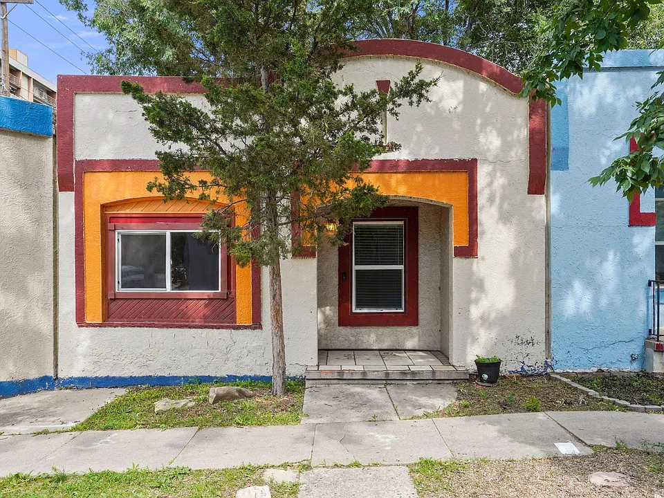 29 N Corona St #29