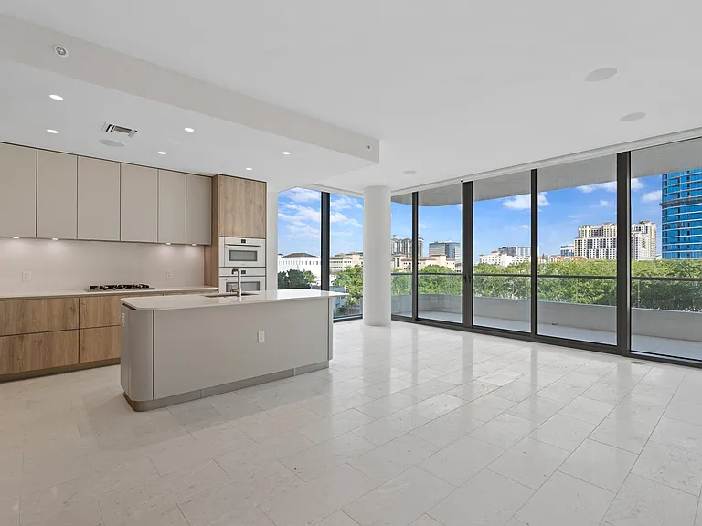 200 Arkona Ct #401 — Photo 9