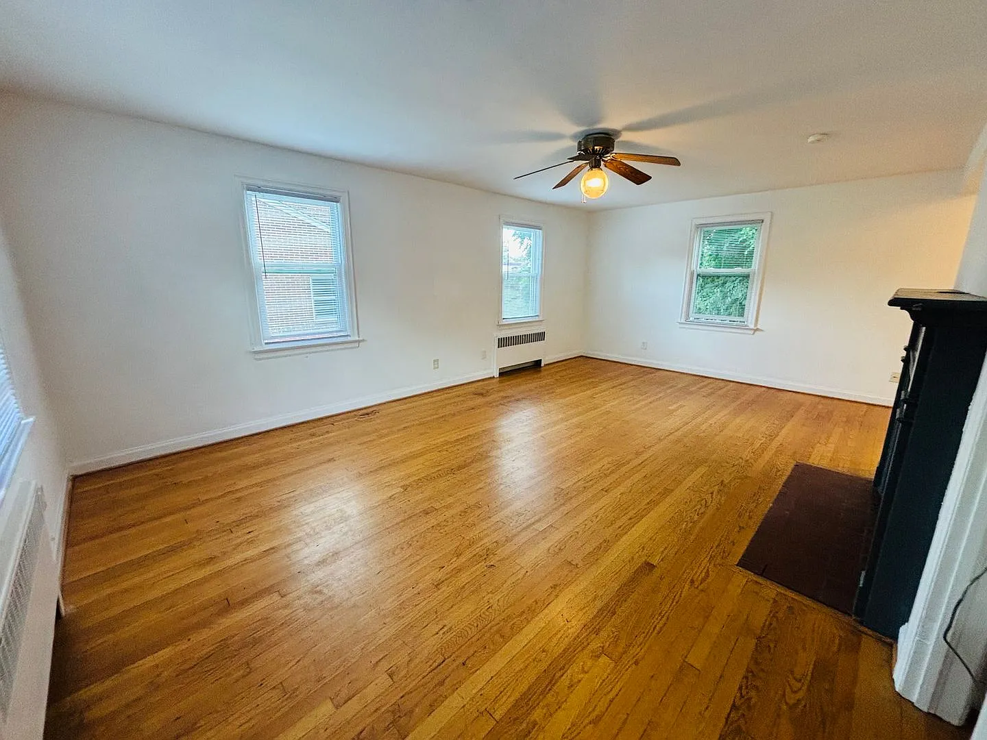3 Bedroom 3 Bath House — Photo 3